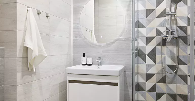 Modern Small Bathroom Walk-In Shower Remodel in Sweetwater