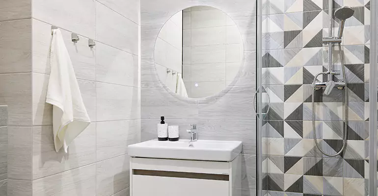 Small Master Bathroom Remodel in Sweetwater